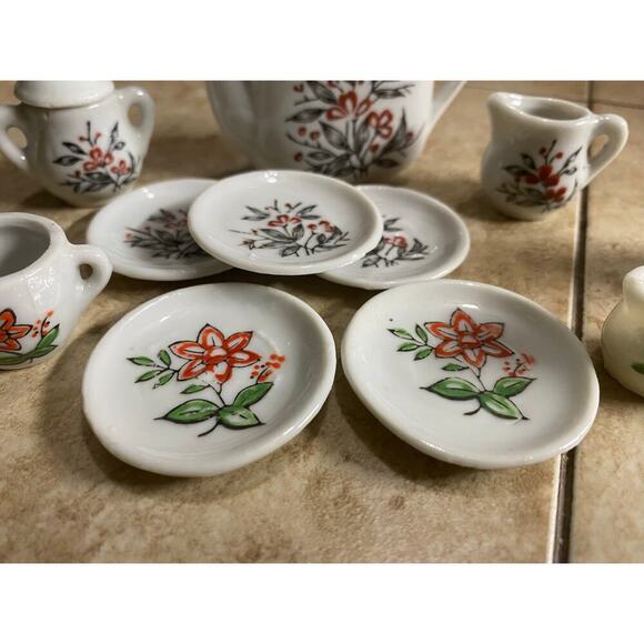 Glass mini kids tea set made in japan fair conditions - Picture 4 of 10